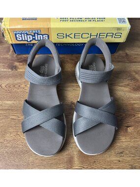 Skechers Ultra Flex 3.0 Sandals 9.5 Taupe Knit Never Better Hands Free Slip-Ins